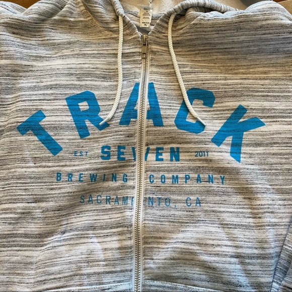 Mens XL Track Seven 7 Sacramento Brewing Sweatshirt White Heather Full Zip - Picture 2 of 4